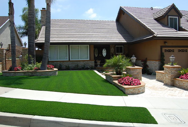 Best Landscape Designs With Fake Grass, Fake Grass Landscaping Ideas